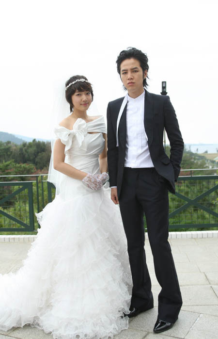 Happiness is not equal for everyone: Jang Geun Suk & Park Shin Hye
