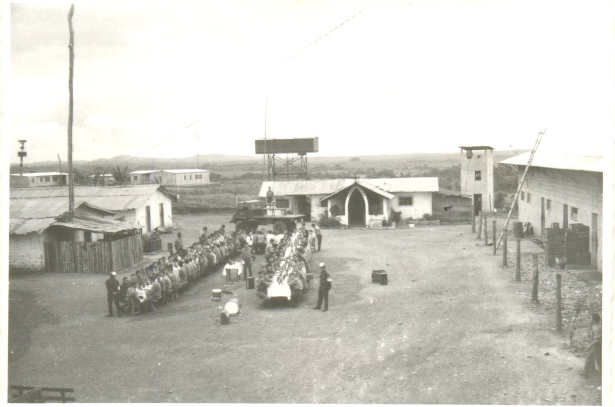 [Quiende_image-5[1].jpg]