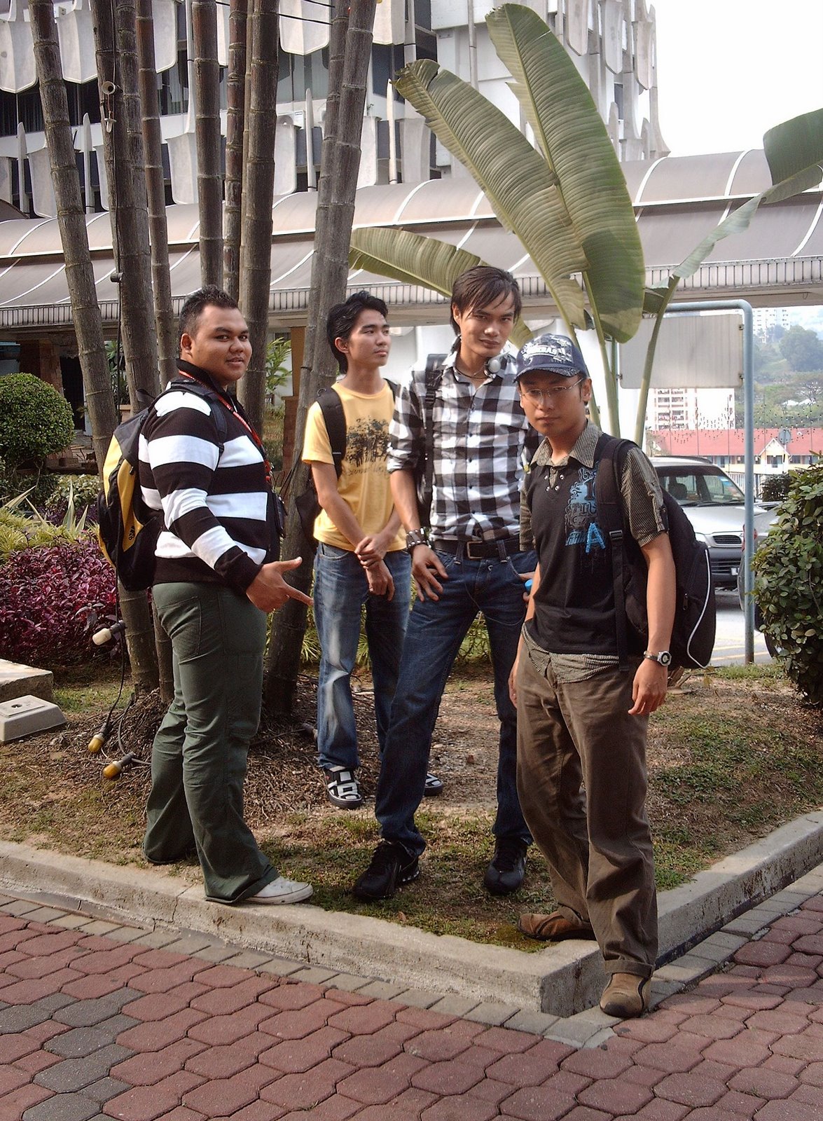 [PICT4092+-+Copy.JPG]