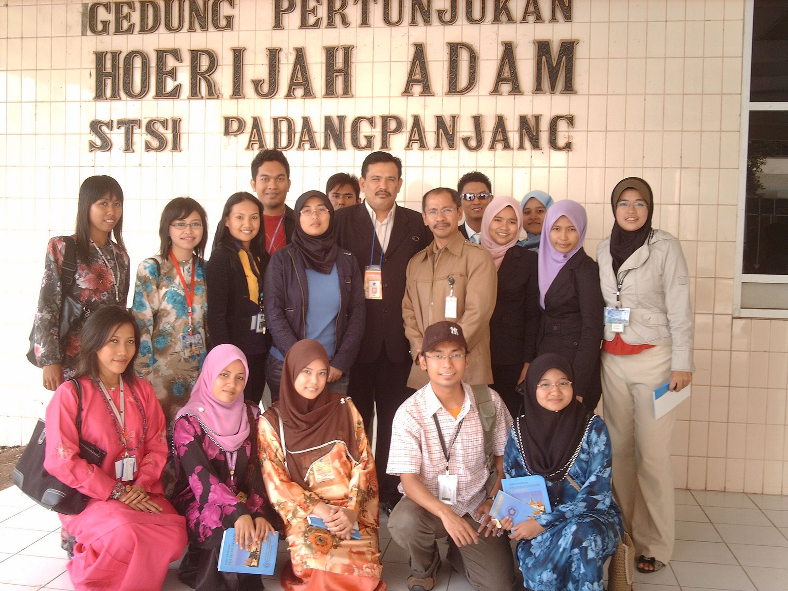 [PICT4007.JPG]