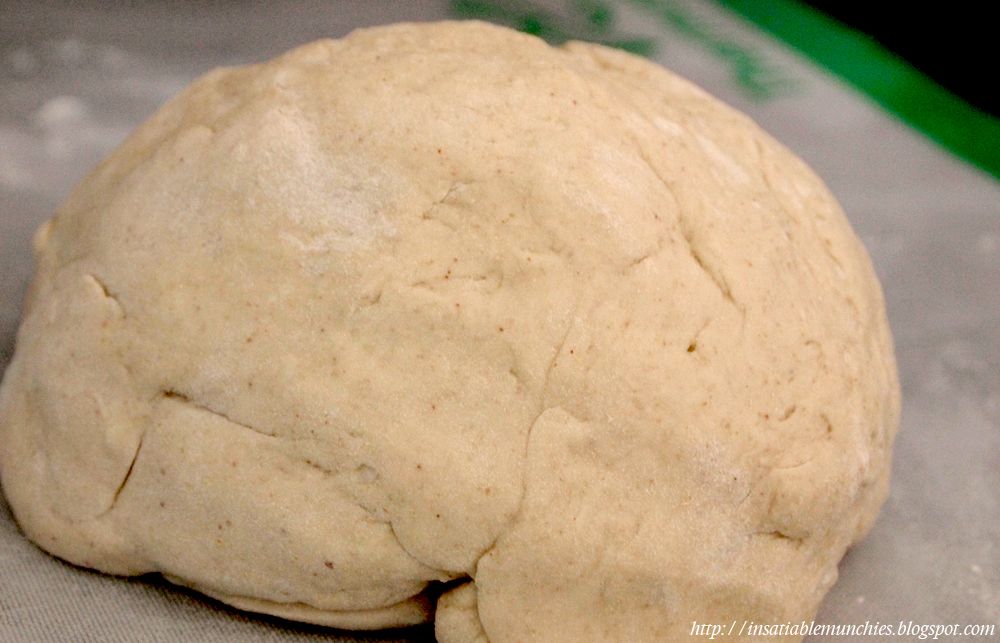 Dough for buckwheat bread rolls