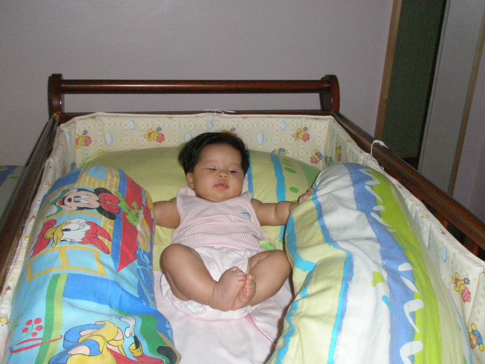 [Feeding+BB+C+meds,+mooncakes+021.jpg]