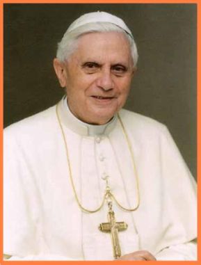 [Benedicto+XVI+y+la+Rota.jpg]