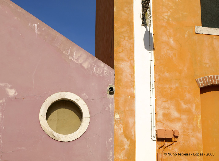 [_B036722_copy-01.jpg]