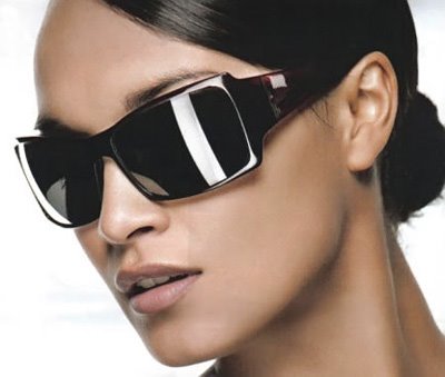 [woman-sunglasses.jpg]