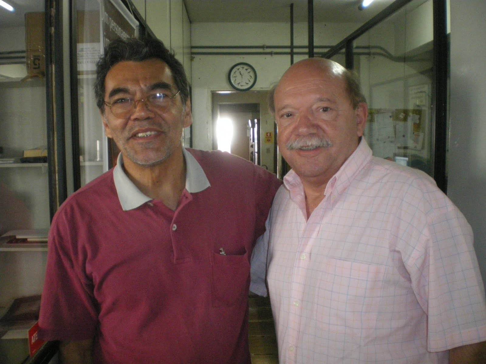 [Menezes+y+Morais.JPG]