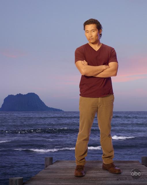 [LOST_Season_6_Photoshoot_Jin_CarLost_003.jpg]
