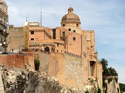 [244px-Cathedral_in_Cagliari.jpg]