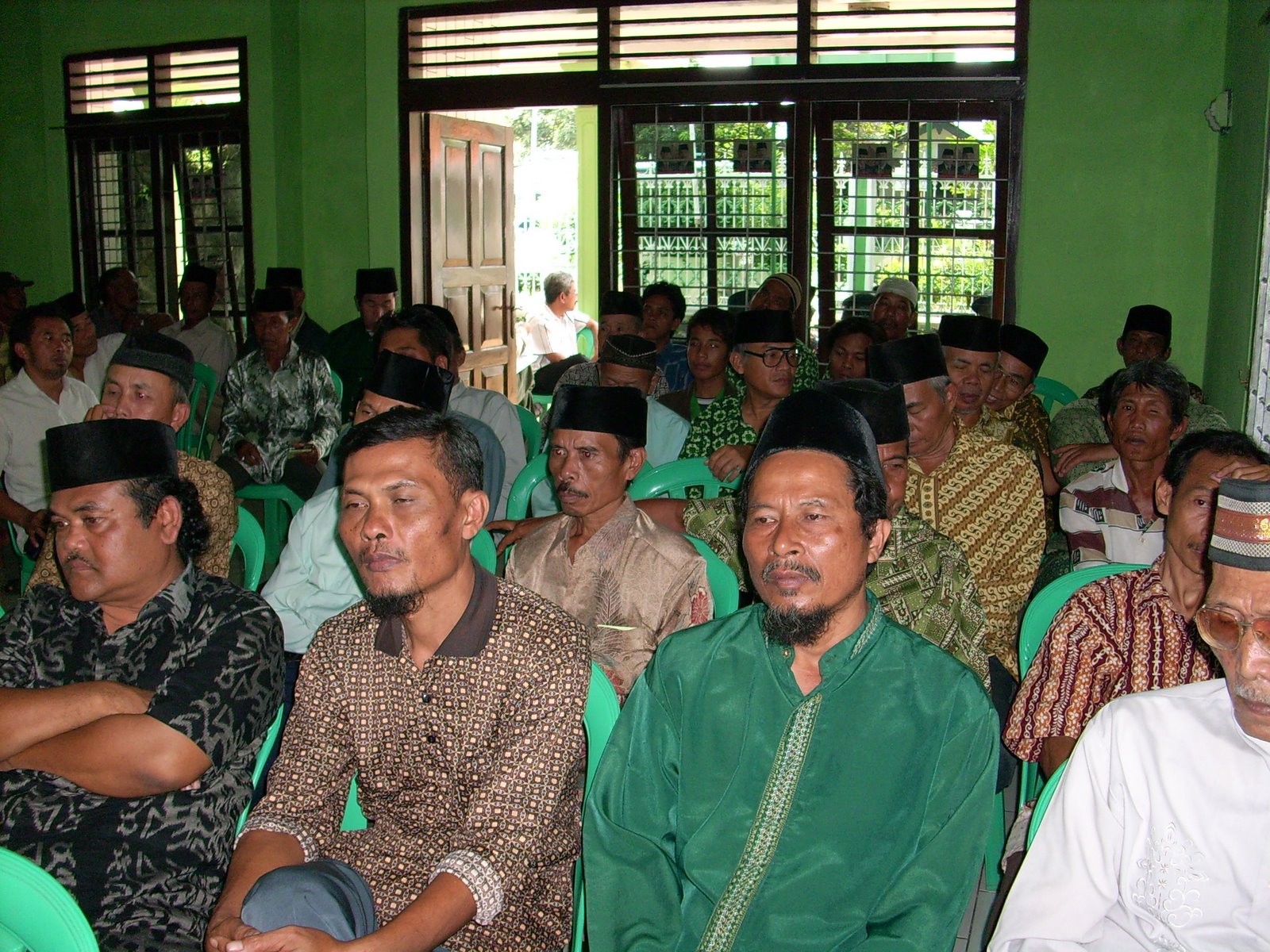 [DSCI0020.JPG]