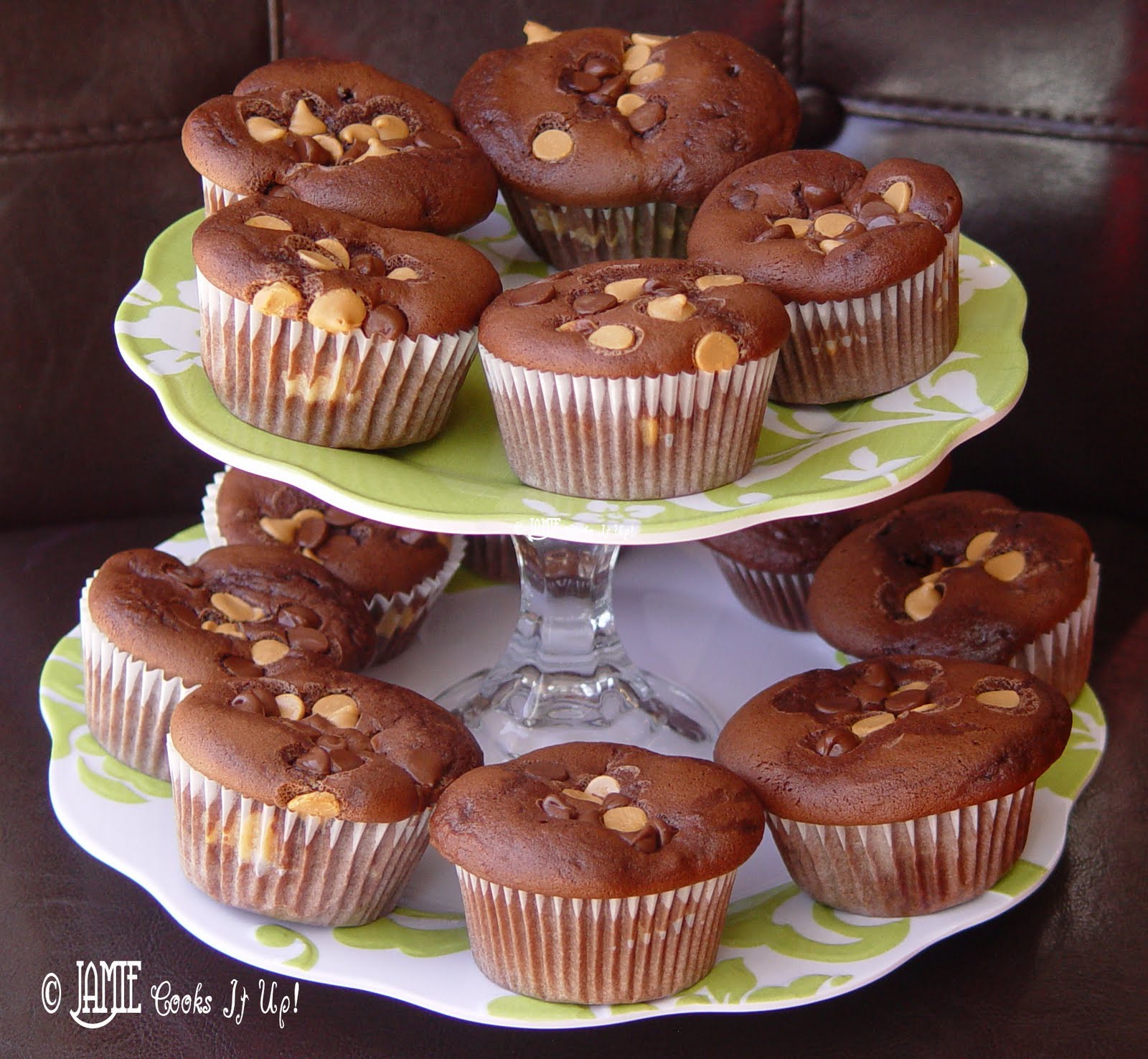 How to make your own Tiered Serving Platter for ***CHEAP*** Jamie