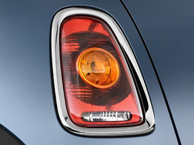 MINI Cooper Convertible 2010 taillight