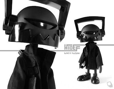 kaNO x Toy Qube New York Comic Con 2009 Exclusive Black on Black Edition Hi-Def Vinyl Figure