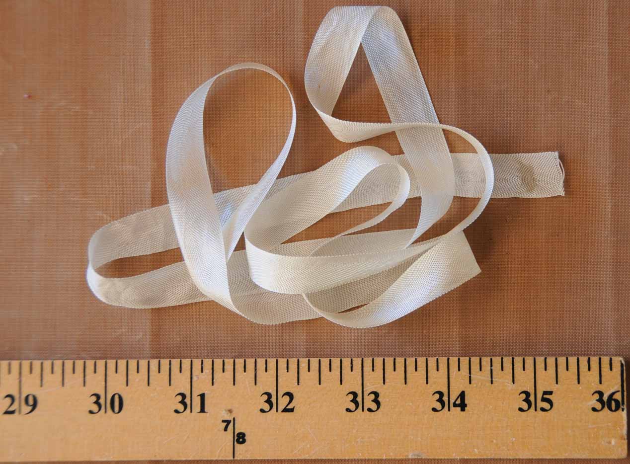 What A Beautiful Mess ***How to Hand Dye Vintage Seam Binding Tutorial***