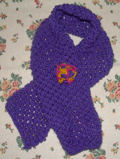 [Cachecol+Roxo+com+Pregadeira_Blog.jpg]