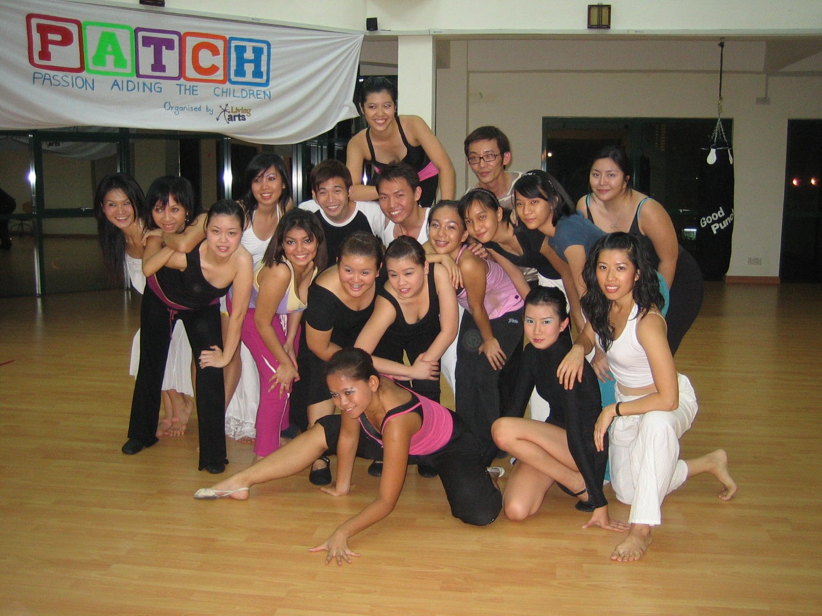 [group2.BMP]