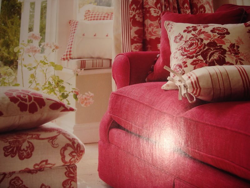 evimi seviyorum.. İzmirli Laura Ashley kızlarına müjdem var