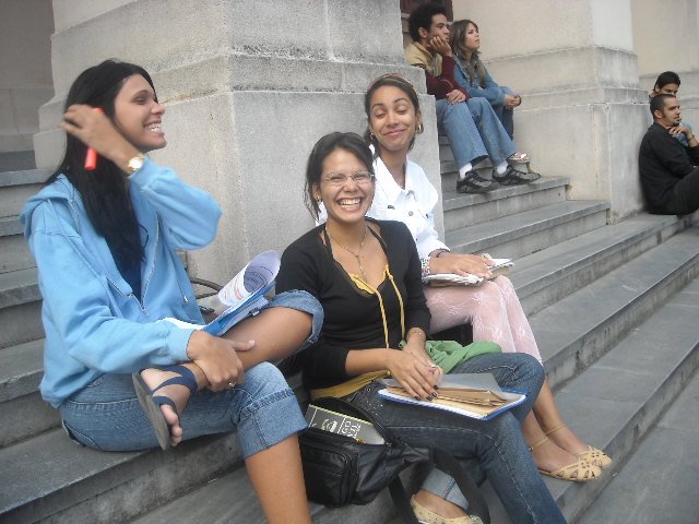 [ESTUDIANTES.bmp]