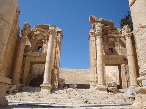 [08Jerash14.JPG]