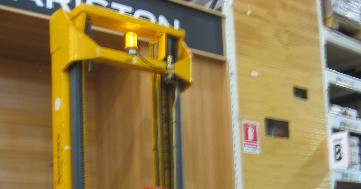 Equipamiento de Almacenes: Medios de transporte interno de materiales