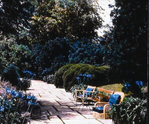 [gibralter+with+chairs.jpg]