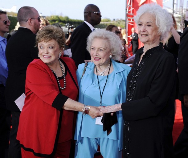 what happend to betty white what happend to betty white