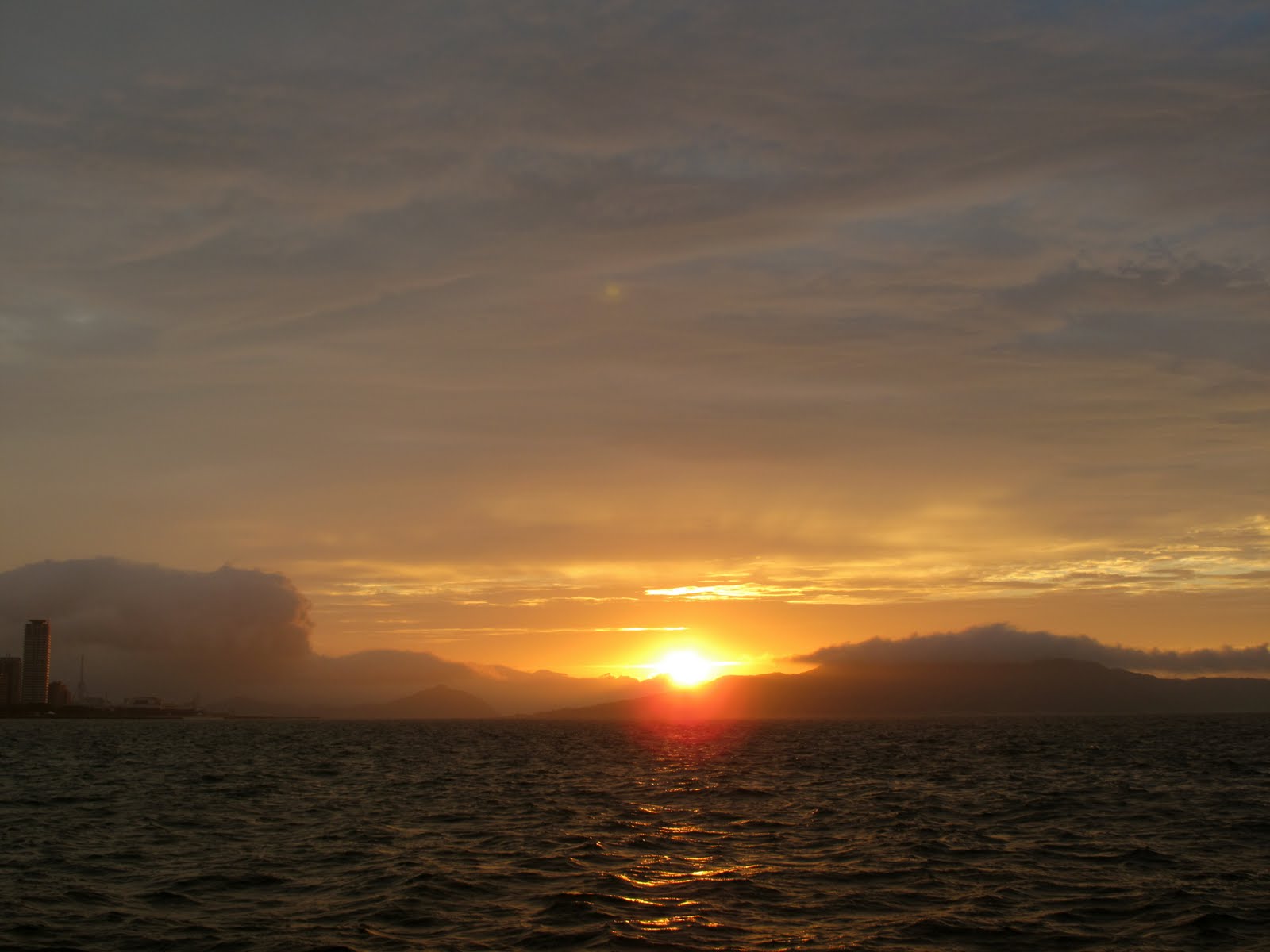 [Fukuokasunset13.JPG]