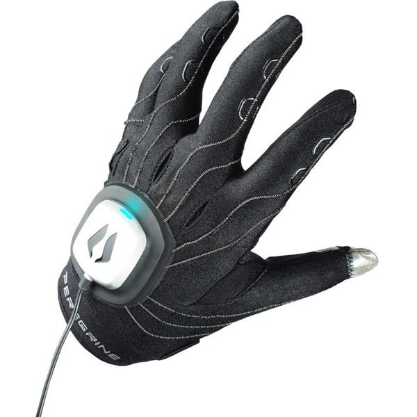 CineMusicGeek The Peregrine El mandoguante para gamers