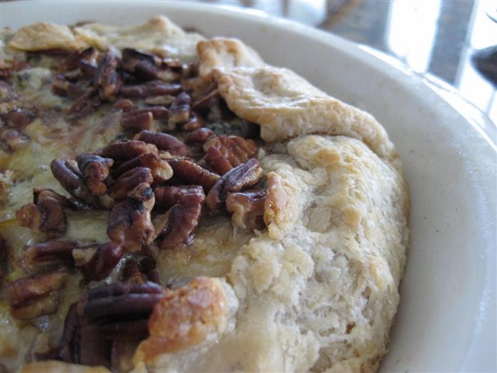 The Flavor of Vanilla Caramelized Onion and Pear Galette