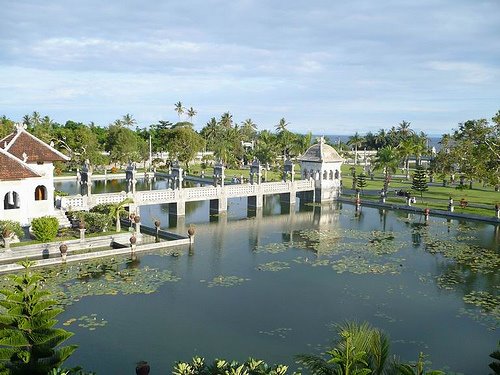 The Journey.: Taman Soekasada Ujung - Karangasem