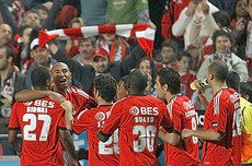 [benfica+estrela.jpg]