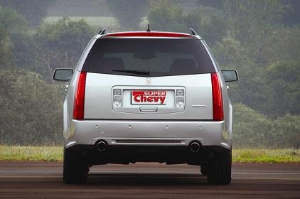 com a versão de entrada do SRX Crossover, equipada com motor V6 com a versão de entrada do SRX Crossover, equipada com motor V6