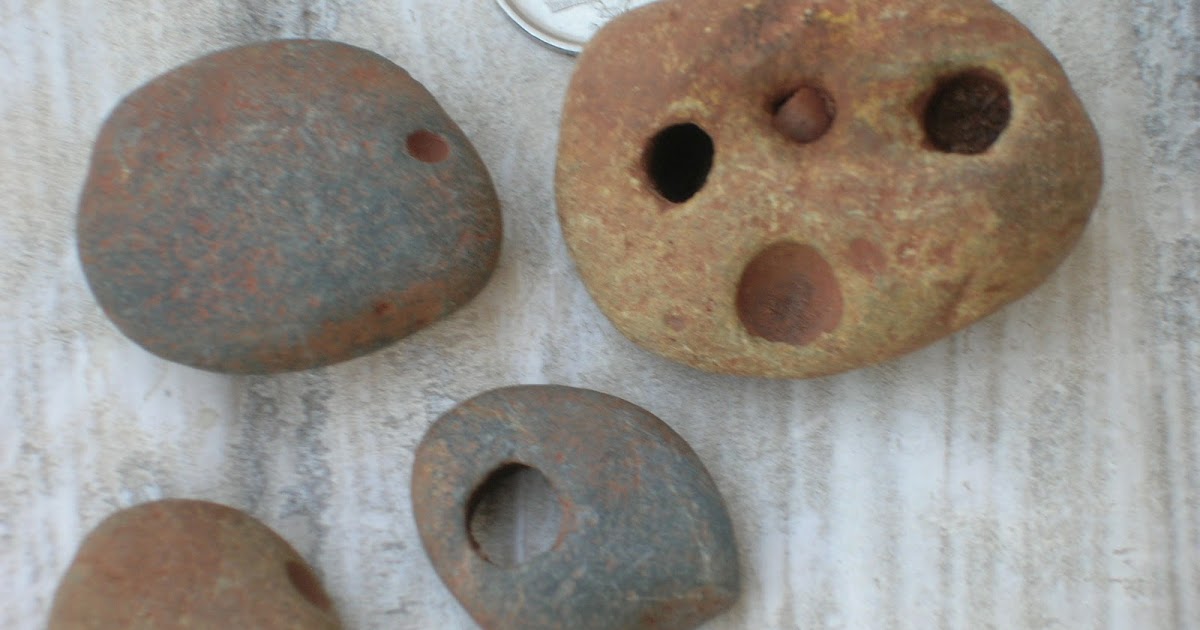 The World Complex Identification of stone artifacts in coastal Ghana