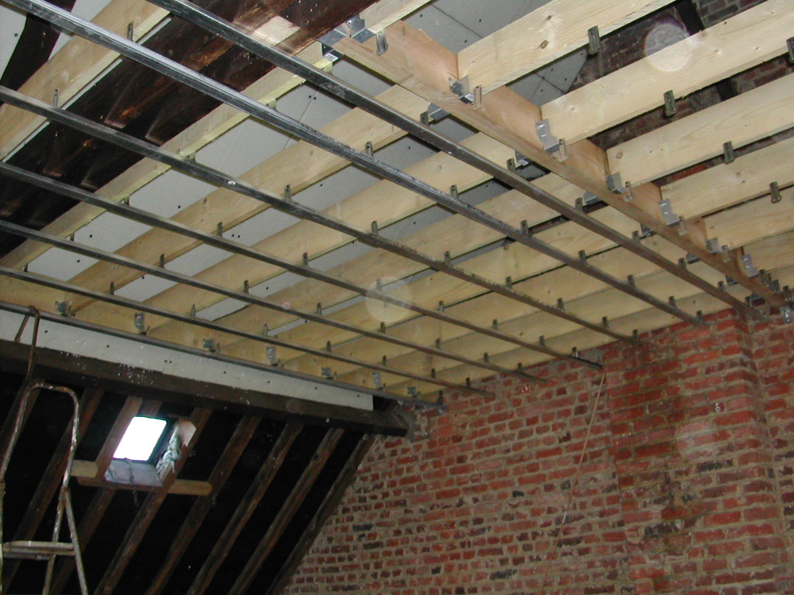 Am Nagement Des Combles Charpente Plafond Suspendu Philipperenovation Am Nagement Des Combles Charpente Plafond Suspendu Philipperenovation