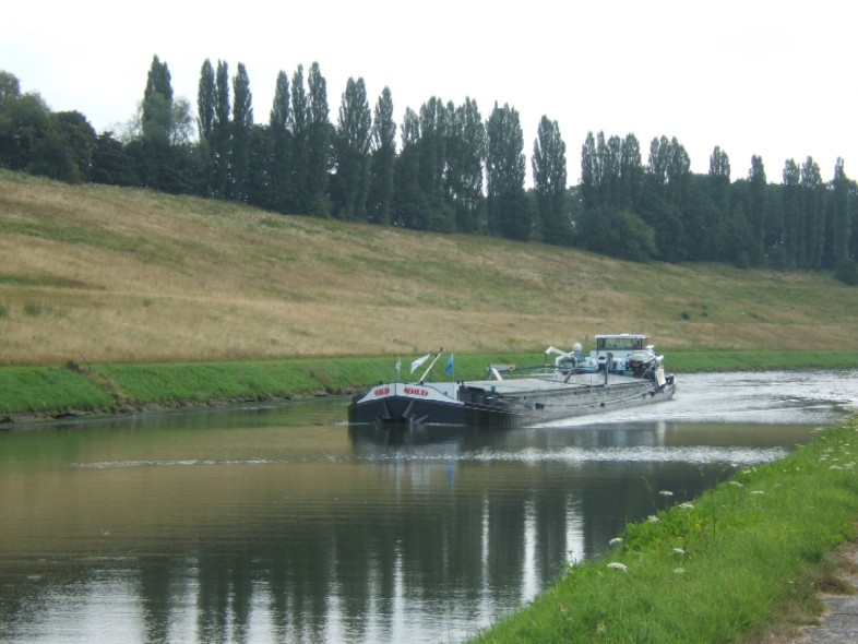 [2009_0808x20107.JPG]