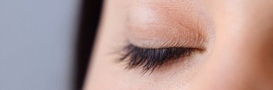 [closed+eye+cropped.jpg]