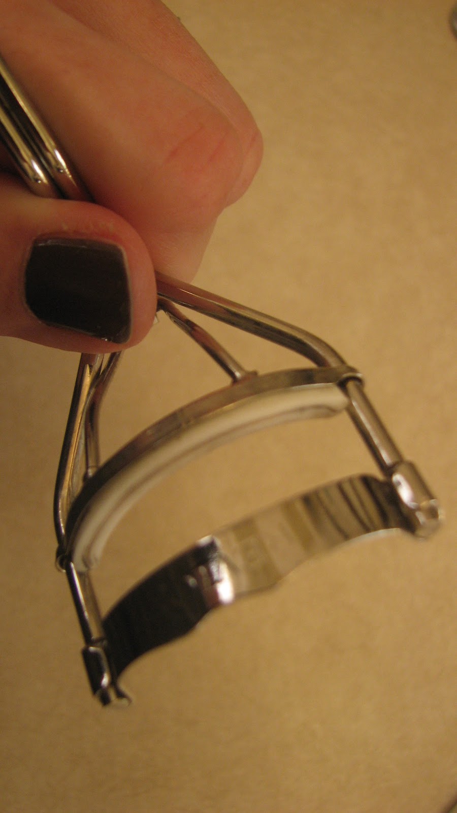 blushing basics Shu Uemura Eyelash Curler, Grail or Fail?