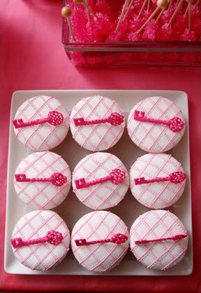 [Amy-Atlas-Valentines-3]