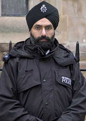 Pourquoi l'Islam ne pose pas de problème au Canada [?] Sikh+police