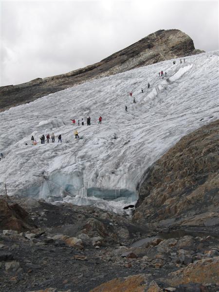[3143_gletscher2-pastoruri+(Medium).jpg]