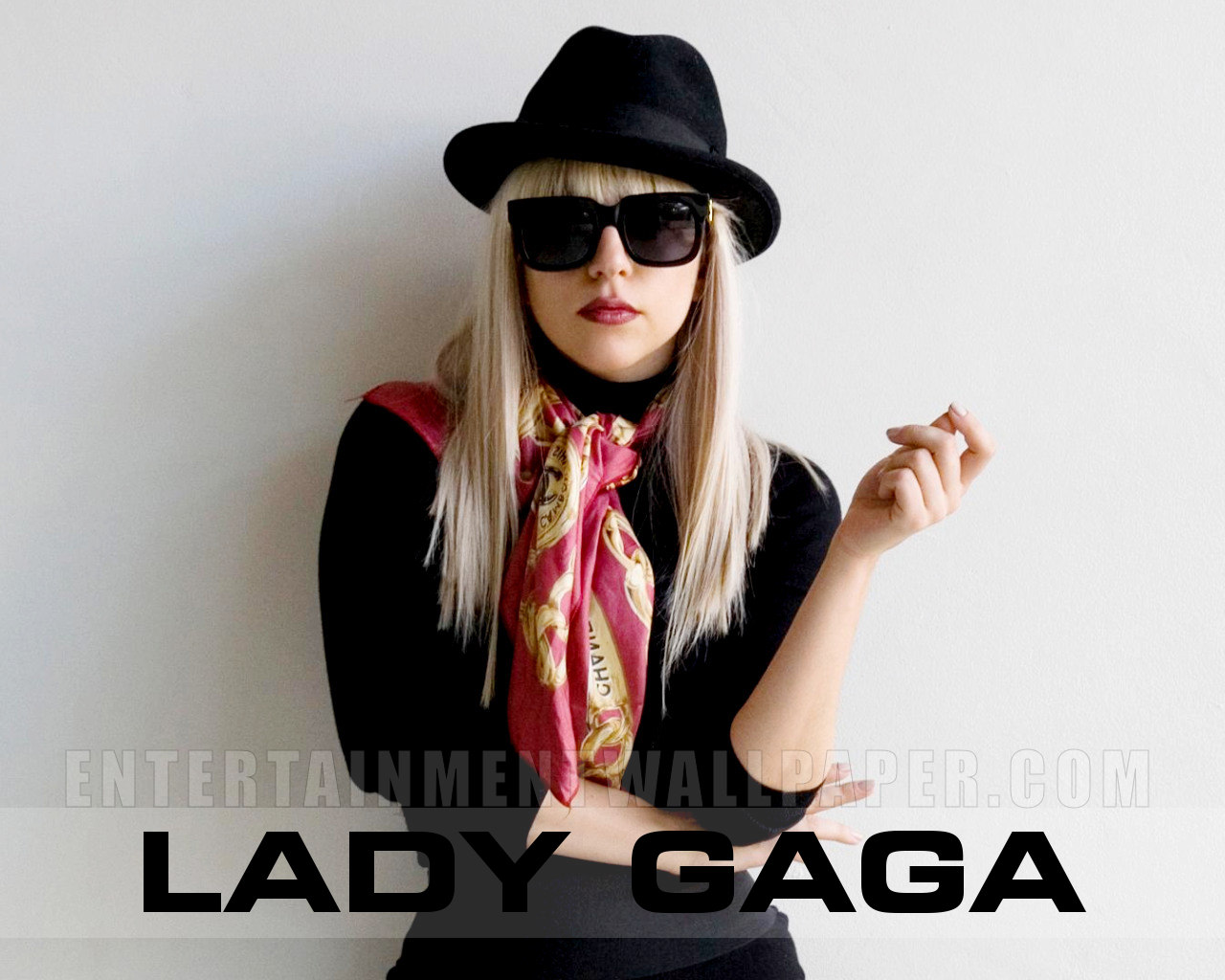 http://1.bp.blogspot.com/_fCAtMdq3Ayo/THUvuzSiZEI/AAAAAAAABR8/eqJzWY-cL3k/s1600/LadyGaga.jpg