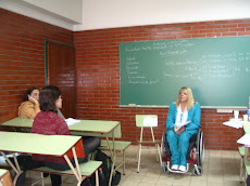 En el Aula de la Universidad Kennedy, durante la reunión por el 2do Congreso Feminista