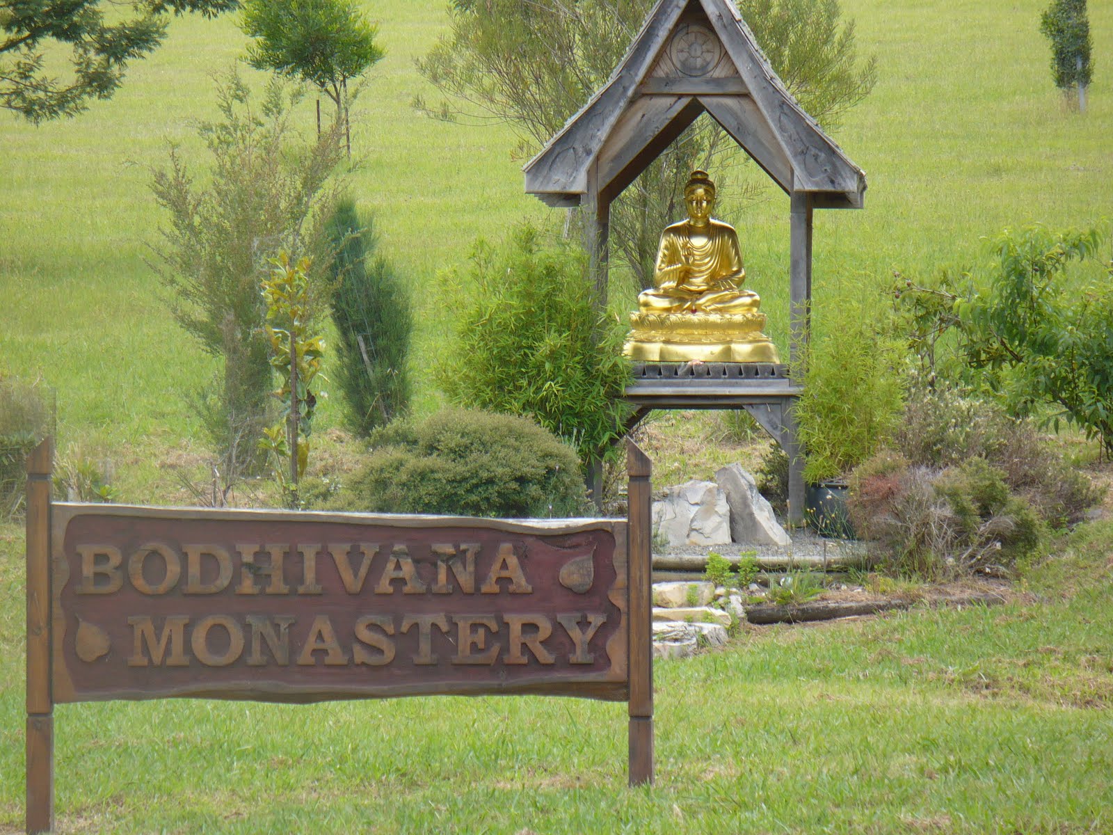 Places to see in Warburton Australia Bodhivana Monastery