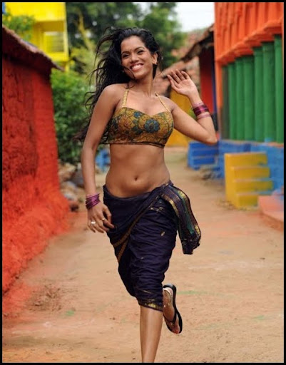     Actress Puja Photos - Tollywood newest item girl