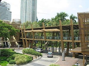 Along the periphery of Glorietta are three department stores: SM Department Store Makati, Rustan's, and the Landmark. Across Makati Avenue from Glorietta is Greenbelt. This is one of the most sophisticated, modern, and expensive malls in the country.Details...