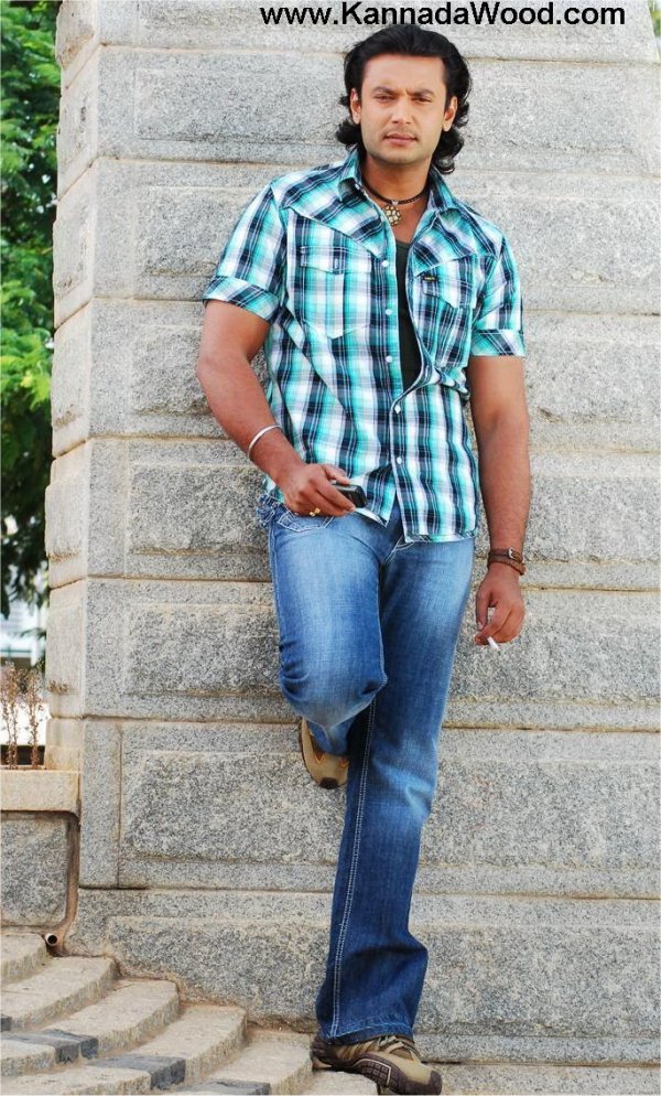 Darshan wallpapers from Kannada movie Porki