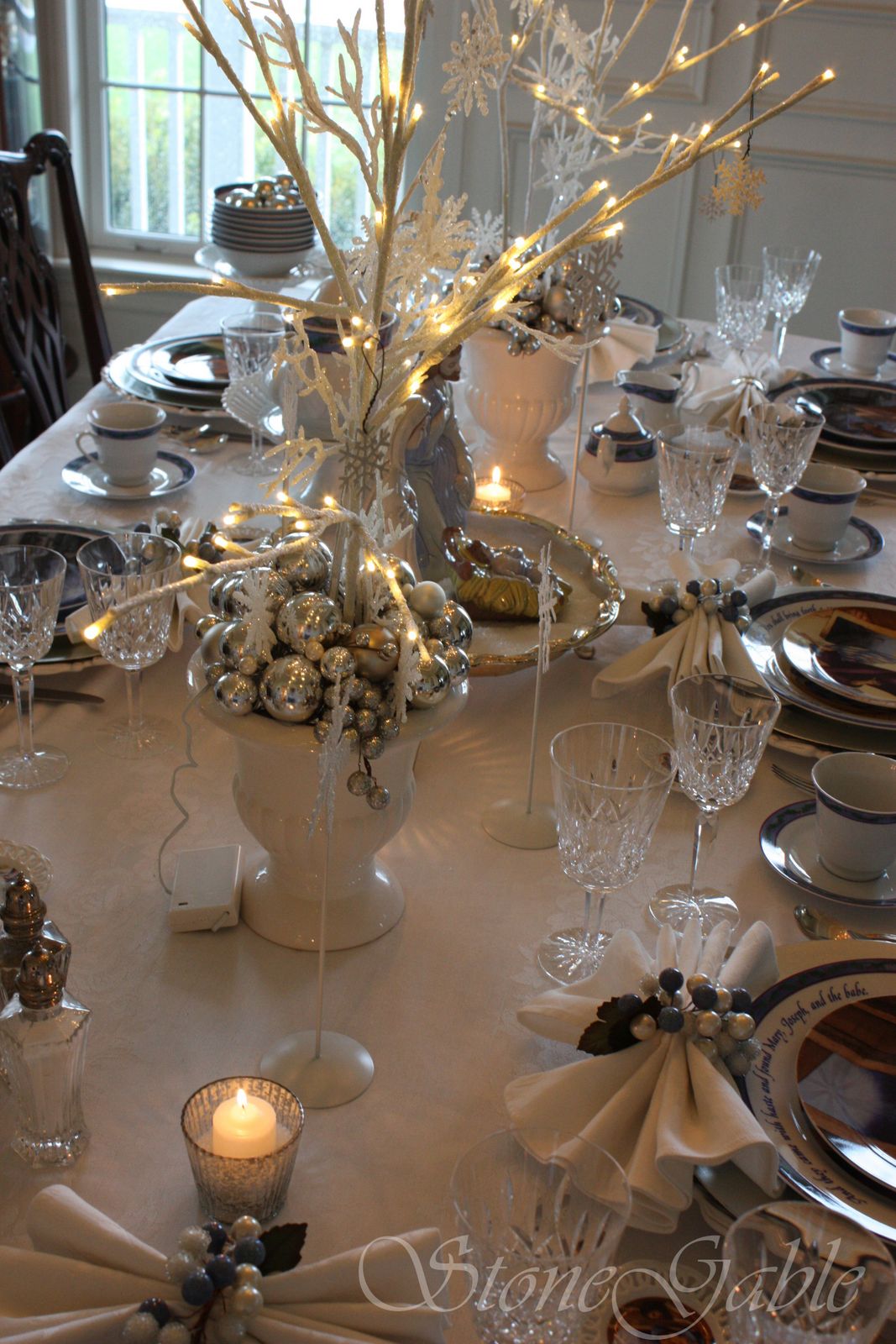 Bethlehem Christmas Tablescape - StoneGable