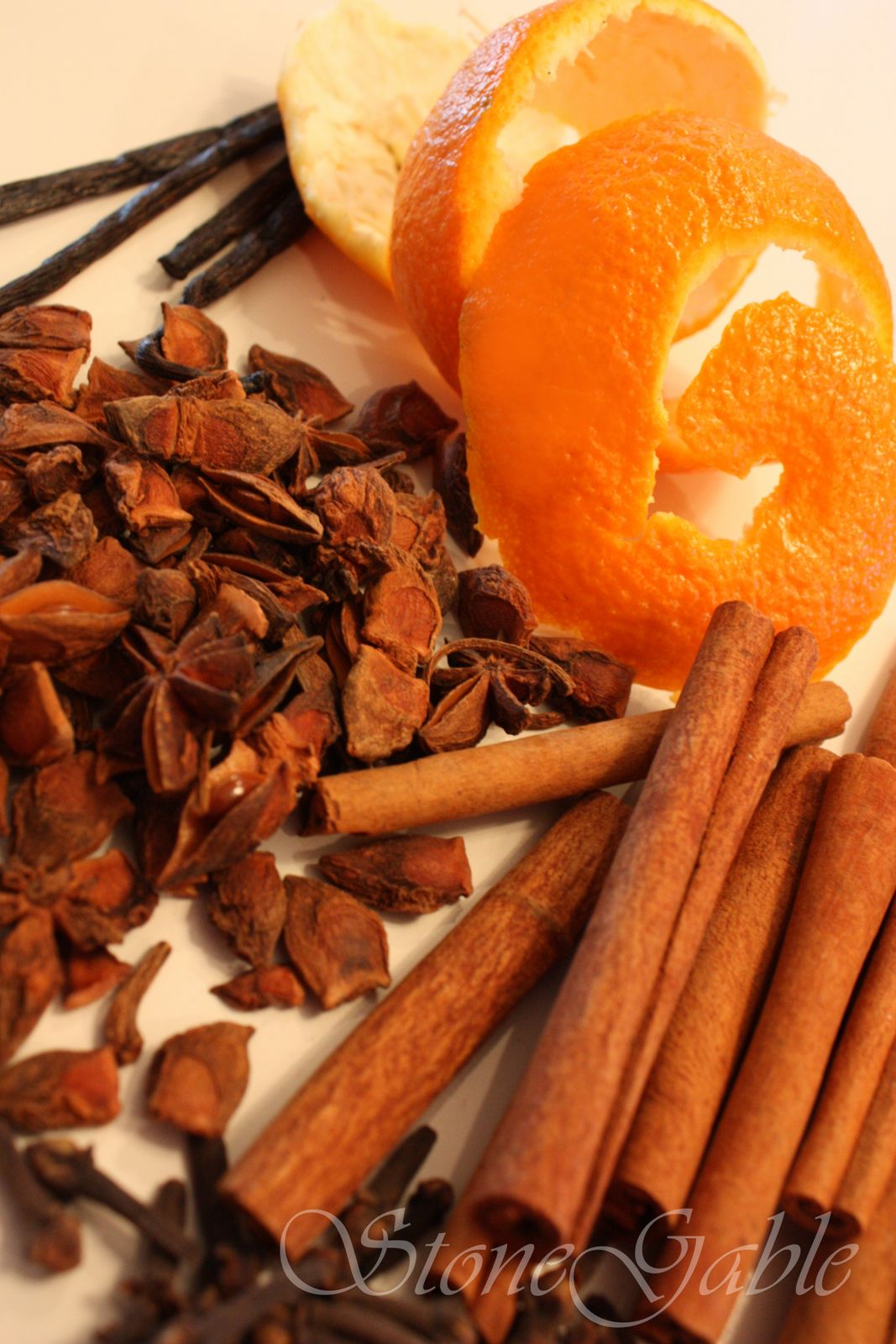 Simmering Christmas Potpourri StoneGable