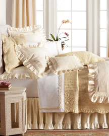 [white+and+ivory+bedding.jpg]