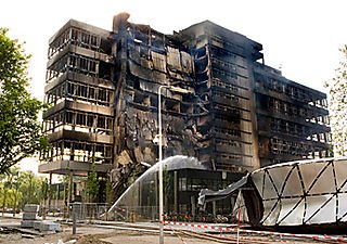 [Delft04.jpg]