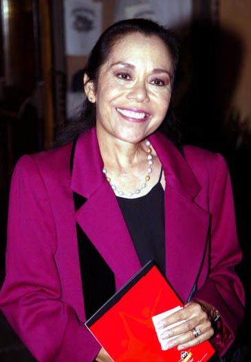 [Linda+Dangcil1.jpg]